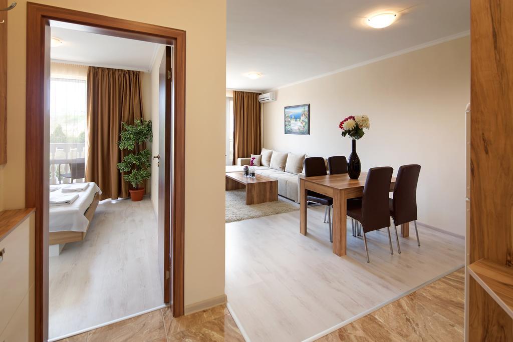 Villa Sardinia And Spa Sveti Vlas Extérieur photo